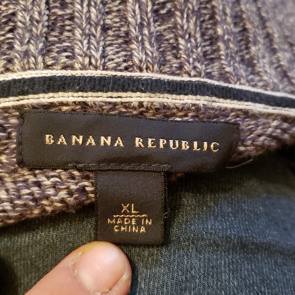 Heavy warm sweater - Picture 2 of 2